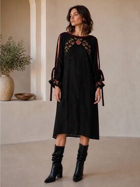 Savage Culture Boho Embroidered Midi Dress Black Floral Cutout Sleeve M